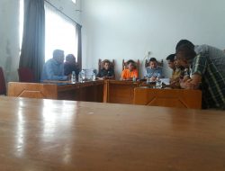 Rapat Pembahasan Pembekuan ADD dan DD Desa Bea Tahun Anggaran 2020 Di Ruangan Komisi I DPRD Kab. Muna